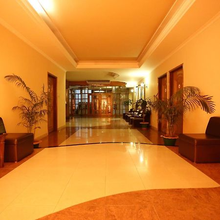 Grand Park Hotel Читтагонг Экстерьер фото