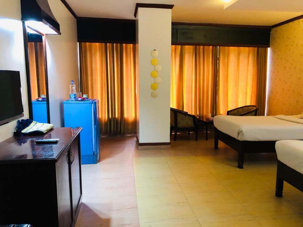 Grand Park Hotel Читтагонг Экстерьер фото