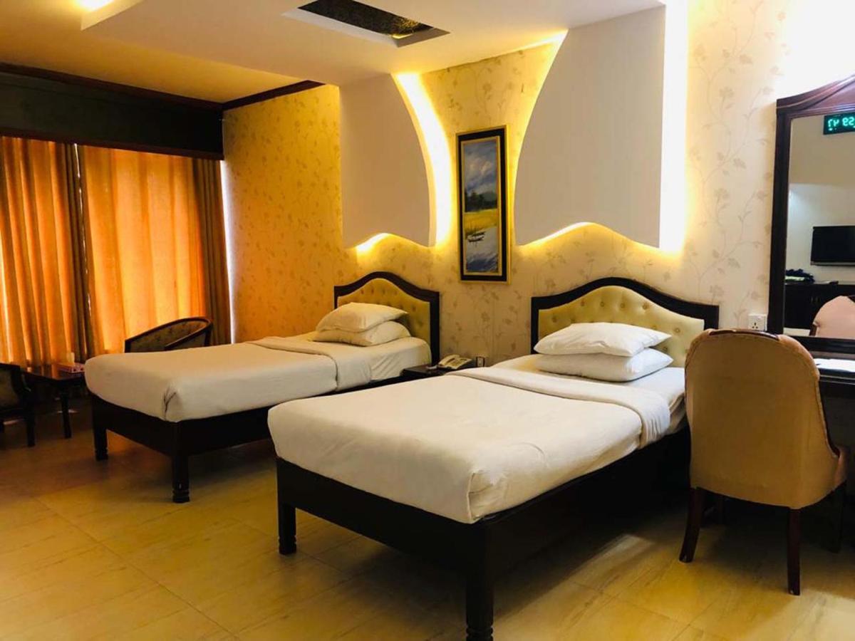 Grand Park Hotel Читтагонг Экстерьер фото